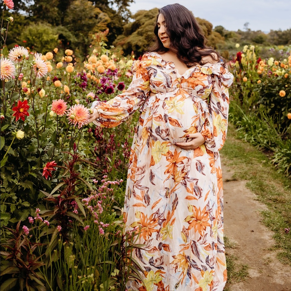 FLORAL RUFFLE LONG SLEEVE DRESS